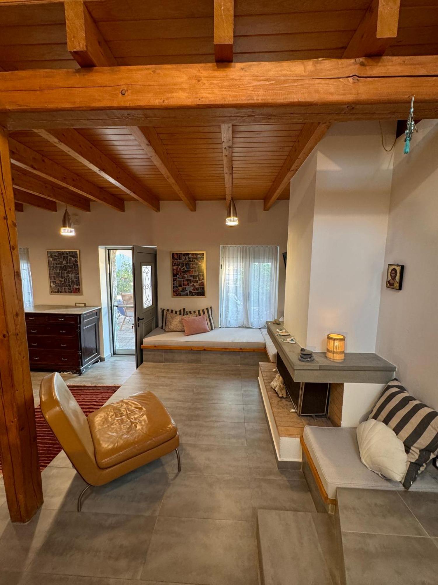 Ianos Maisonette Paralia Sergoulas 외부 사진